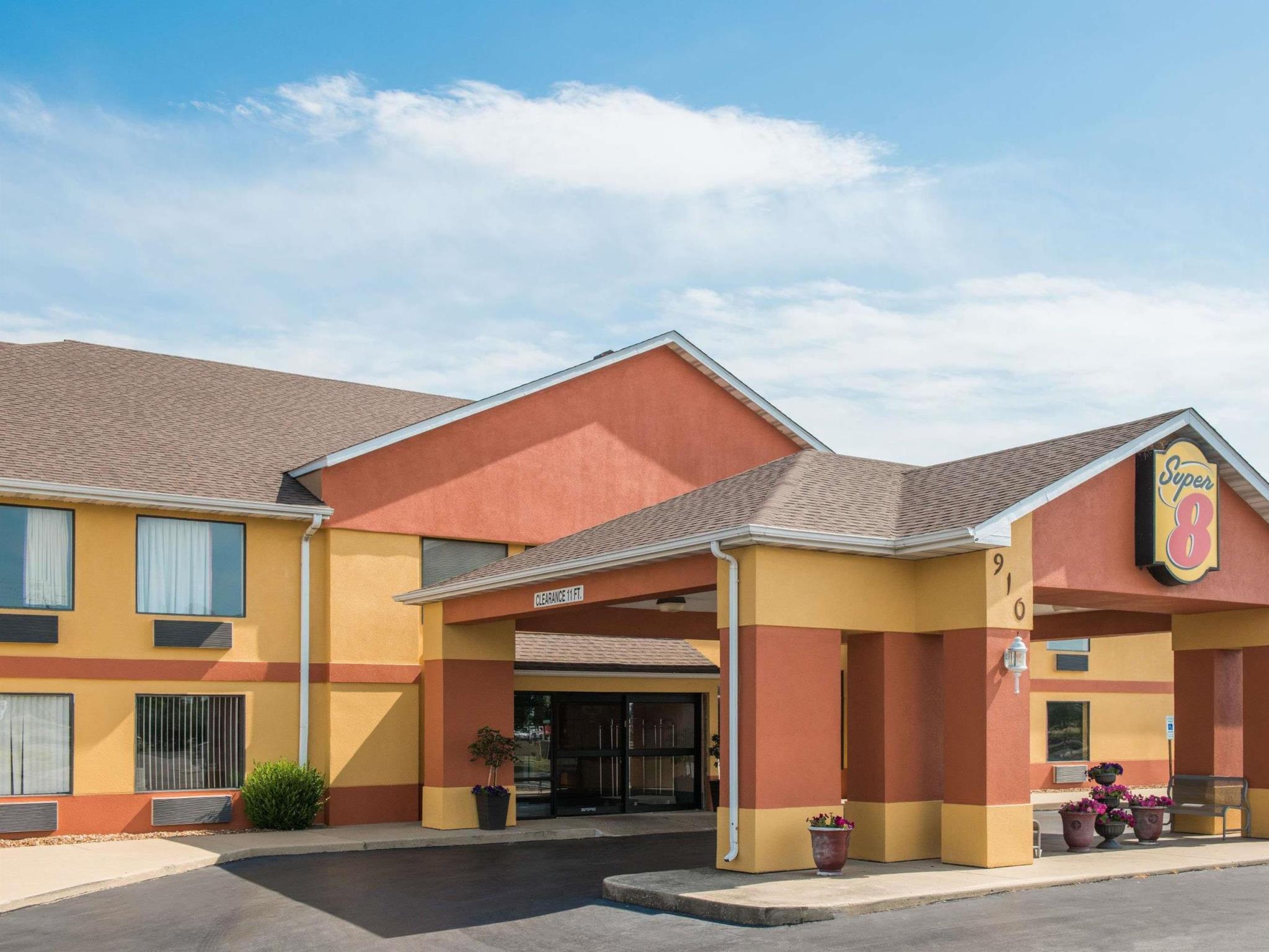 Hotel Super 8 By Wyndham Troy Il/St. Louis Area Exterior foto