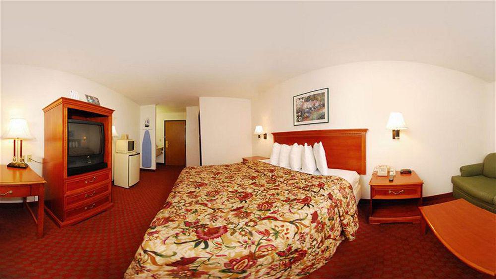 Hotel Super 8 By Wyndham Troy Il/St. Louis Area Exterior foto